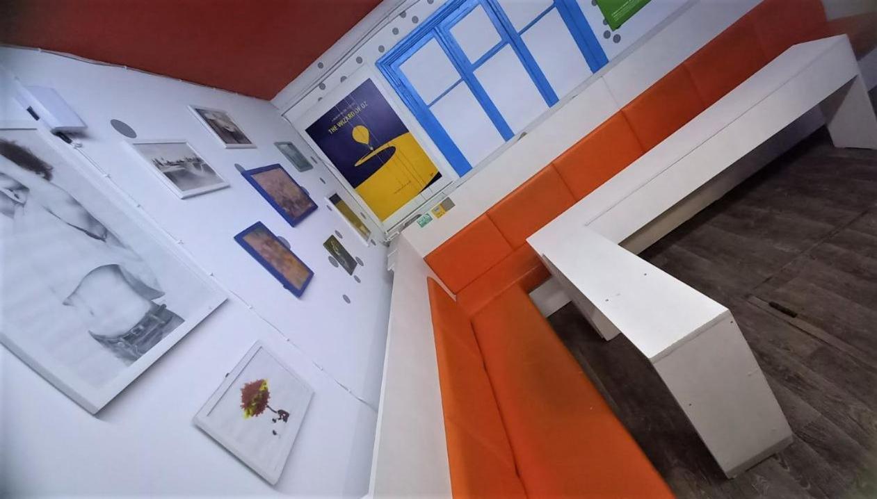 Bern Hostel Kişinev Dış mekan fotoğraf