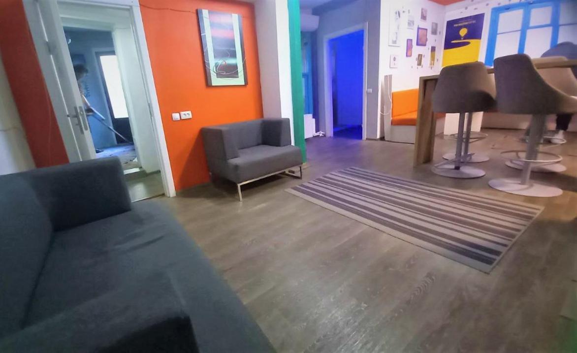 Bern Hostel Kişinev Dış mekan fotoğraf