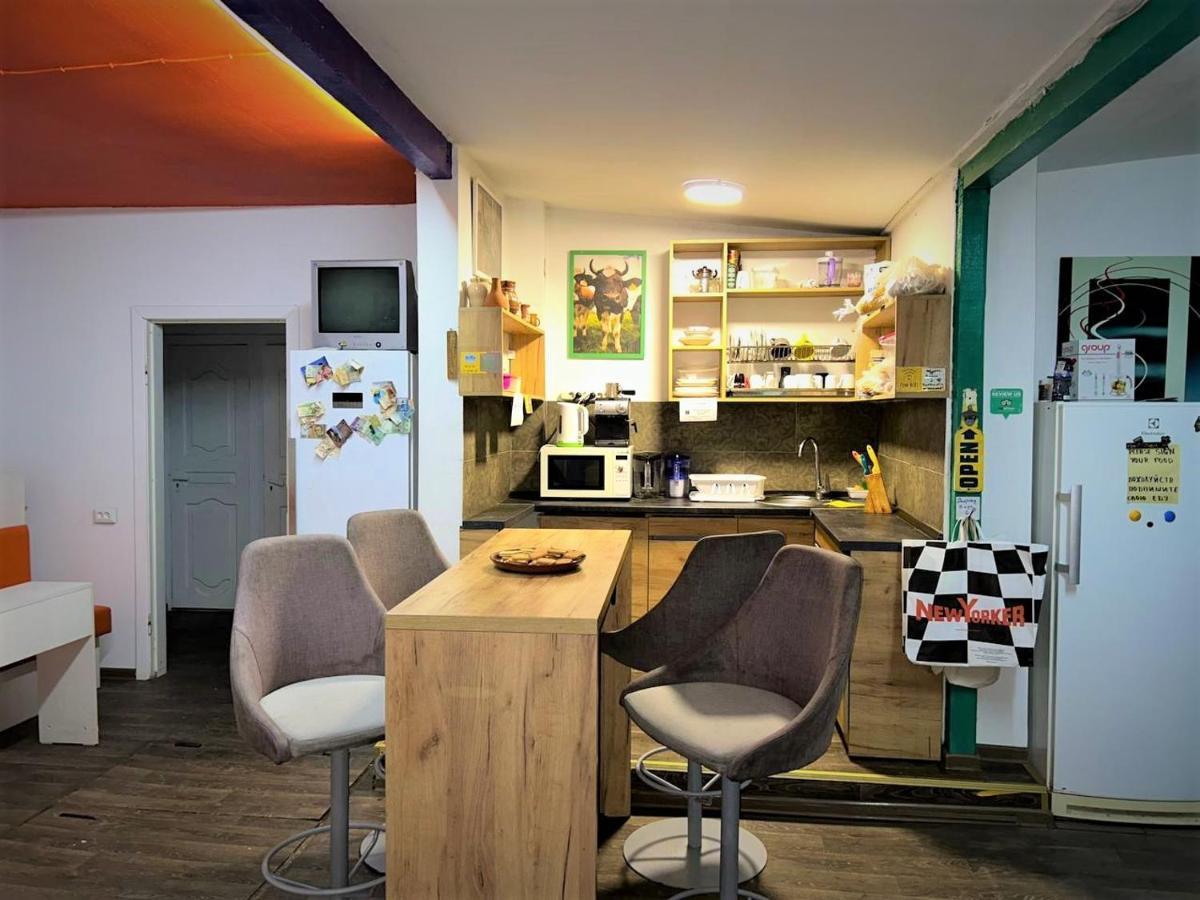 Bern Hostel Kişinev Dış mekan fotoğraf
