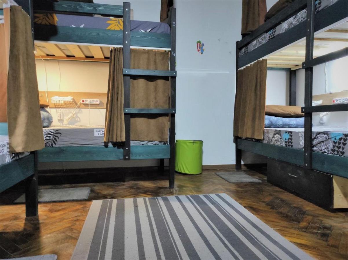 Bern Hostel Kişinev Dış mekan fotoğraf
