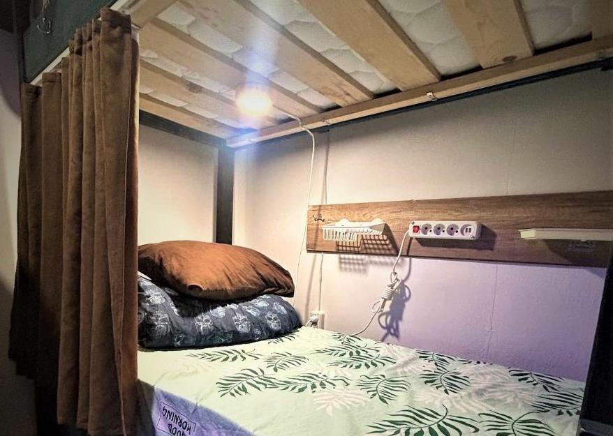 Bern Hostel Kişinev Dış mekan fotoğraf