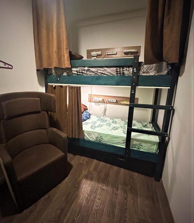 Bern Hostel Kişinev Dış mekan fotoğraf
