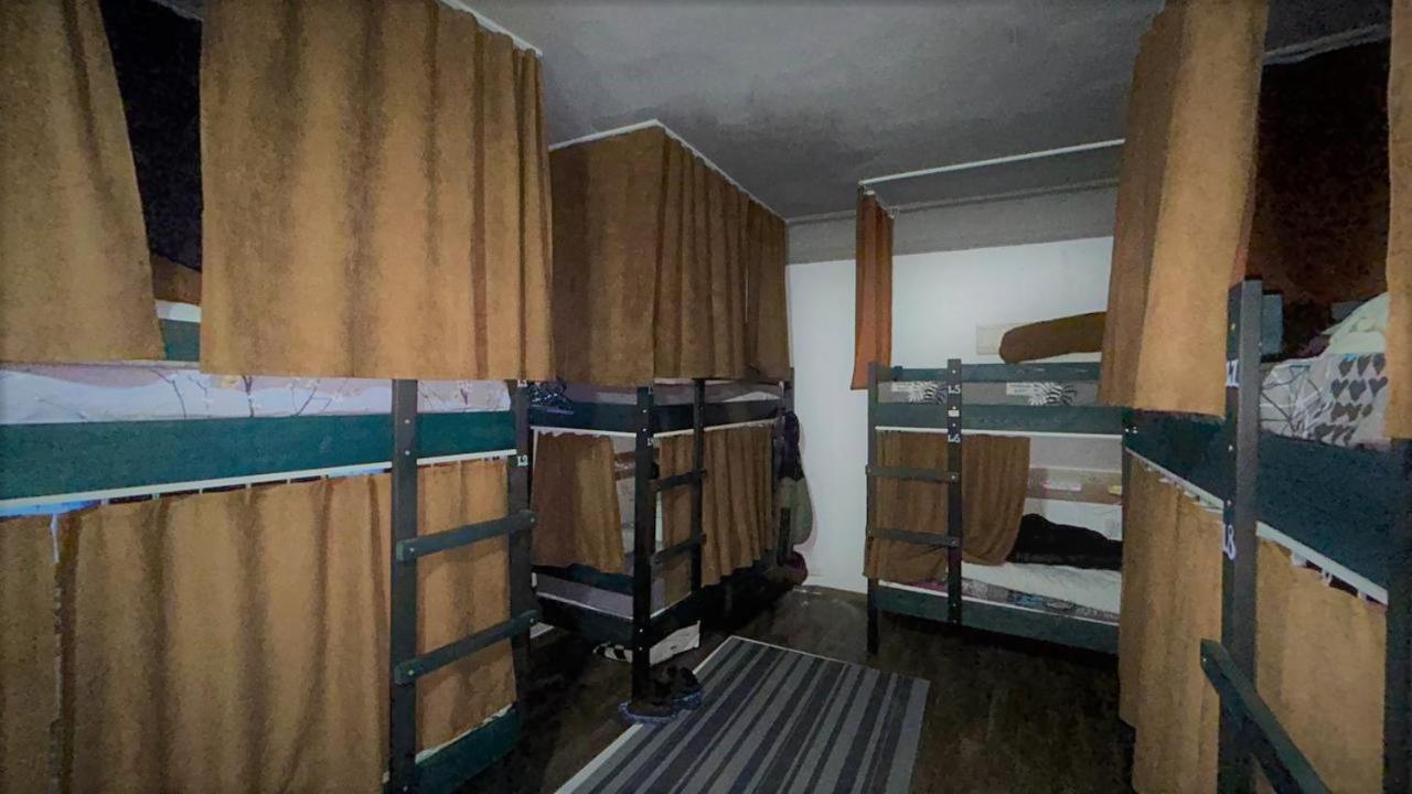 Bern Hostel Kişinev Dış mekan fotoğraf