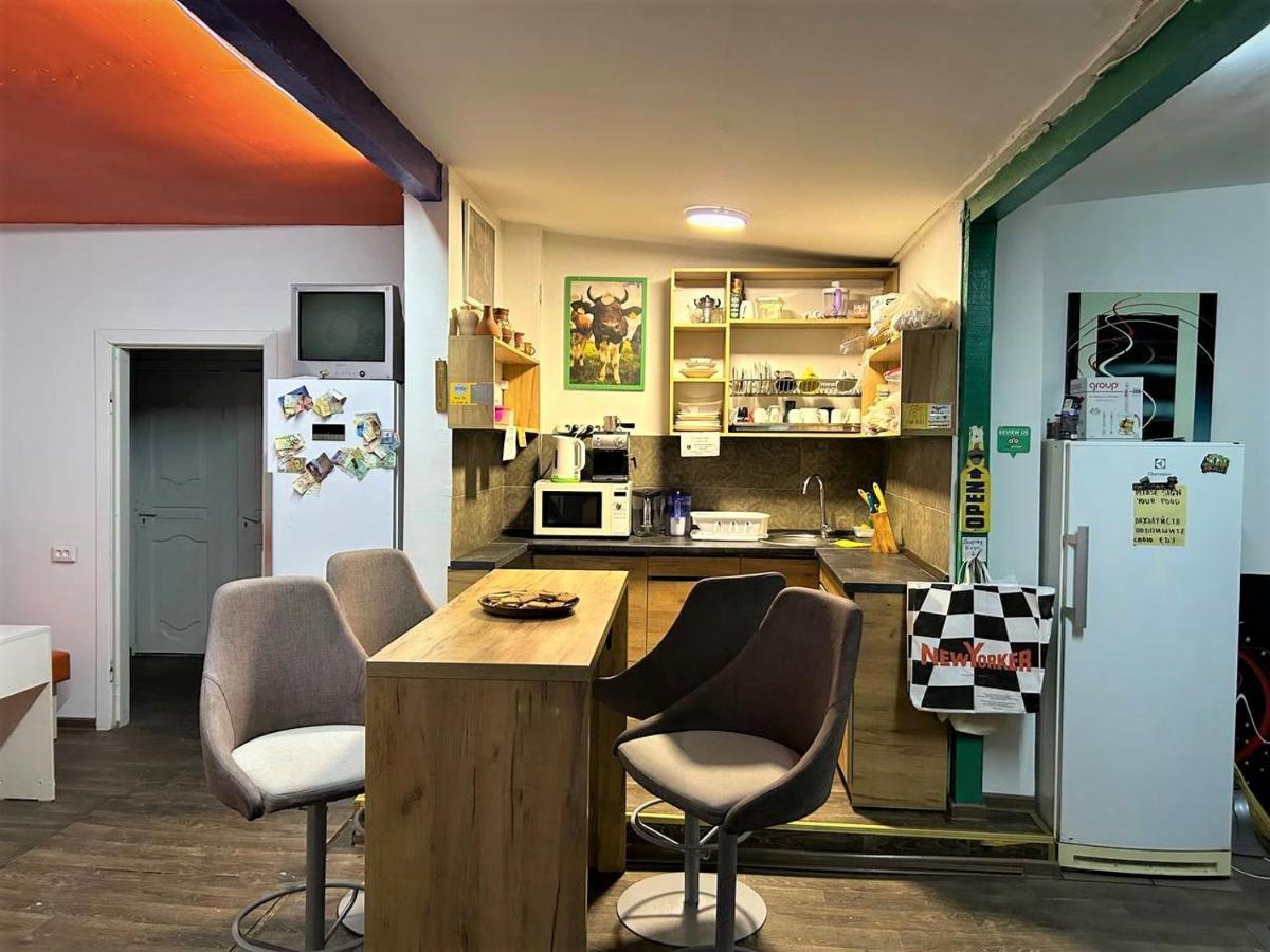 Bern Hostel Kişinev Dış mekan fotoğraf