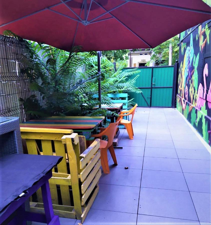 Bern Hostel Kişinev Dış mekan fotoğraf