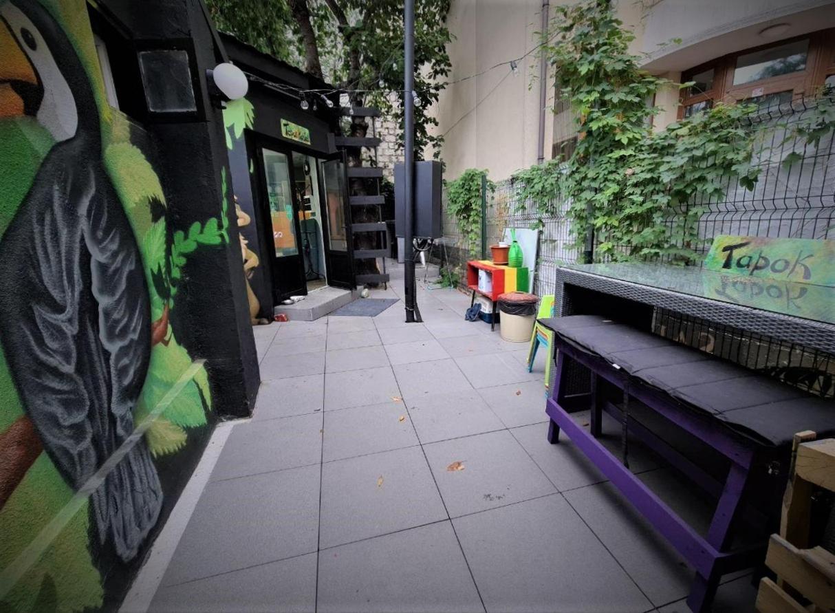 Bern Hostel Kişinev Dış mekan fotoğraf