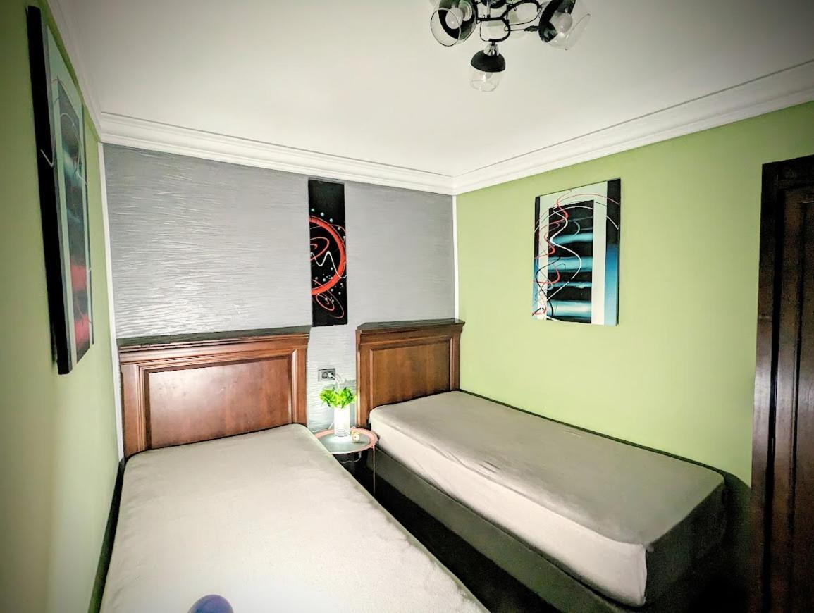 Bern Hostel Kişinev Dış mekan fotoğraf