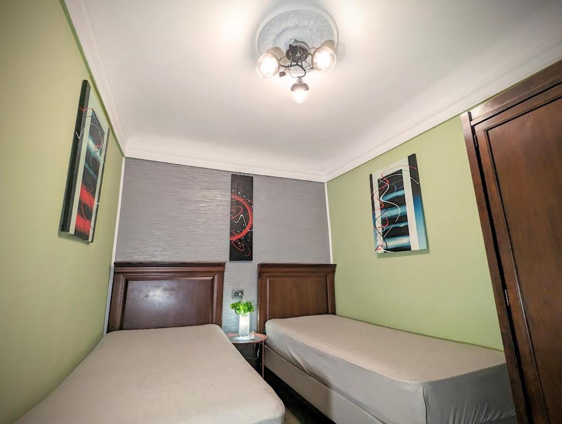Bern Hostel Kişinev Dış mekan fotoğraf